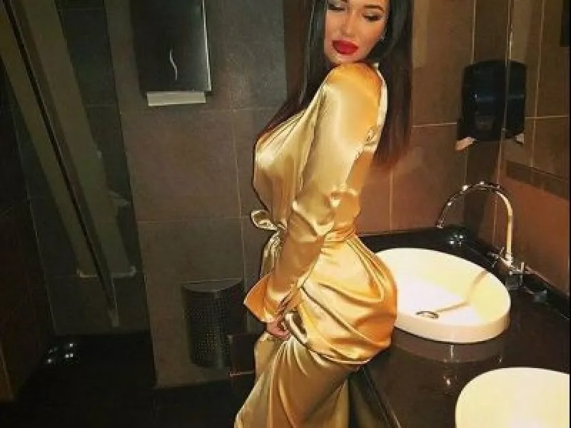 Premium Russian Escorts in all 5 Star Hotels in Aerocity